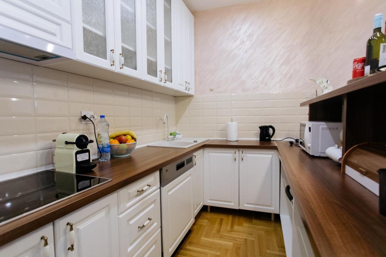 Apartman Kristina 4* Суботиця Екстер'єр фото